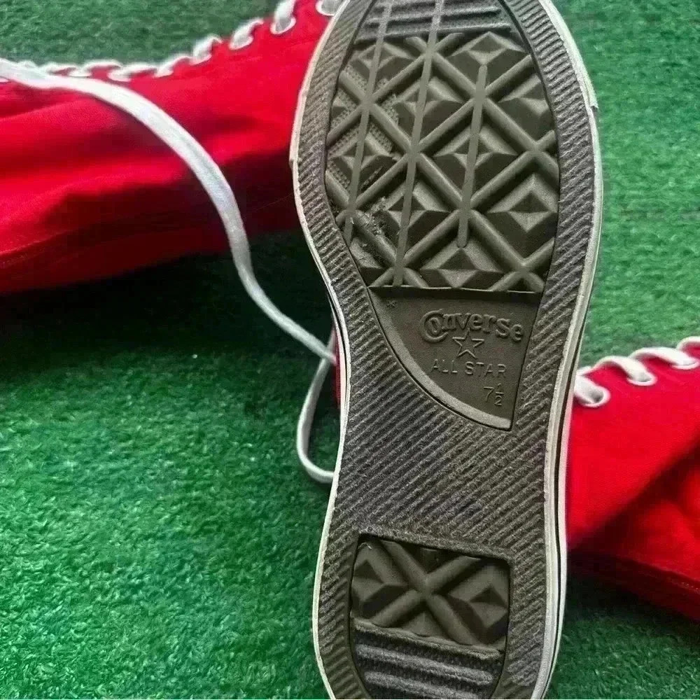 Converse - Picture 5 of 5